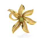 Brooch with olivine 2nd half of 20th century.