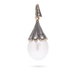 Pendant with pearl and diamonds 2nd half of 20th century.