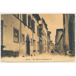 Lucca, Via Vittorio Emanuele II / street view (small tear)