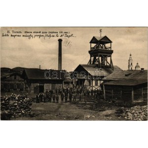 1912 Nizhny Tagil, Copper ore mine, miners