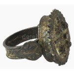 Bizánci stílusú szerb papi gyűrű. XVIII. sz. Bronz. m: 62 Byzantine-style Serbian priest
