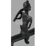 Dogra. Elefánt a harcosokkal. Dél-India, XX. sz., patinázott bronz. Hibátlan, 42x29 cm /// Dogra...