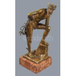 cca 1900-1920 Franz Xaver Bergmann (1861-1936): Hermész. Patinázott bronz, márvány talapzaton, csavarjánál elvált...