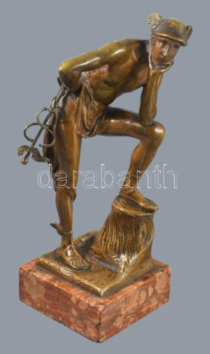 cca 1900-1920 Franz Xaver Bergmann (1861-1936): Hermész. Patinázott bronz, márvány talapzaton, csavarjánál elvált...