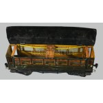 cca 1930 Marklin 18881 utazókocsi, korának megfelelő jó állapotban, h: 35 cm /// c. 1930 Märklin 18881 Passenger Car...