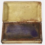 Bokolin bélyegzőpárna fém doboz, tartalommal, kopott, foltos, 9,5x5x1,5 cm