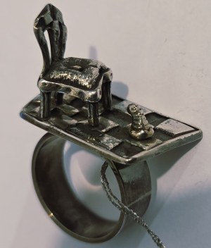 Marek ADAMUSIŃSKI, Tomasz SĘTOWSKI, Pierścionek SIESTA 2, Muzeum Wyobraźni, 2007
