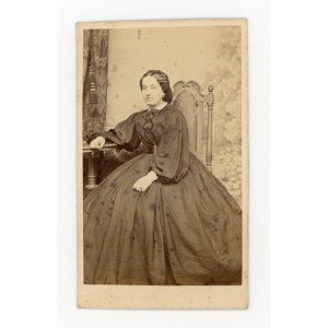 Pleszew, photo by G. Sauer. Woman in mourning dress (132)