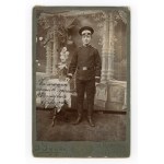 Comoros, Ostrów fot Rudy - Portrait of a soldier. Cabinet (308)