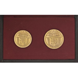 Foreign Coins - CECOSLOVACCHIA (1960-1989) Serie di 2 monete...