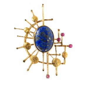 ALBERTO ZUCCHETTA (1938) Gold lapislazuli and rubies brooch 1971