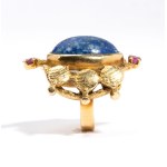 ALBERTO ZUCCHETTA (1938) Gold lapislazuli rubies ring