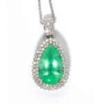 Emerald diamond gold necklace
