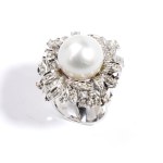 Australian pearl diamond gold ring
