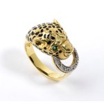 Enameled gold emerald and diamonds ring