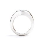 Blue sapphire diamond gold ring