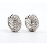 Gold diamonds earrings