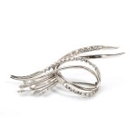 Gold diamond brooch