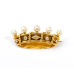 Gold diamond pearl brooch