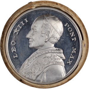 Italy 1878-1903 Vatican Medal White Metal in Orignal Case