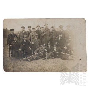 Second Polish Republic: Photo of Students with Weapons and an Officer from the 1920s - Coat, Rogatywka