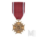 III RP Bronzový kríž za zásluhy s krabičkou