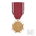III RP Bronzový kríž za zásluhy s krabičkou