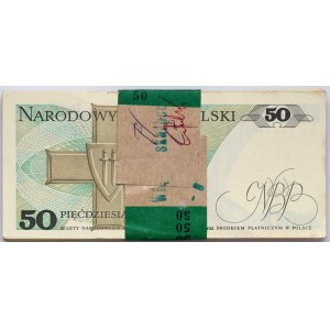 PRL, 50 złotych 1.12.1988, seria GU, paczka bankowa