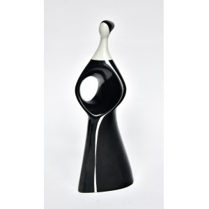FIGURINE WOMAN WITH OPENWORK WAŁBRZYCH, CA. 1960