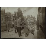 [II RP, PIŁSUDSKI Jozef Pilsudski during conversation with Gen. Leonard Skierski, next to Gen. Paul Henry, head of the French Military Mission in Poland. Ca 1920.
