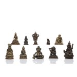 SET OF 10 SMALL ORIENTAL SCULPTURES AND VOTIVE FIGURES | SOUTHEAST ASIA, TIBET (CHINA / CHINESE 19TH TO FIRST HALF OF THE 20TH CENTURY)