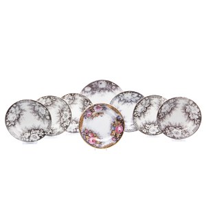 SET OF PLATES WITH FLORAL DECORATION | STARÁ ROLE, AUGUST NOWOTNY (CZECH / BOHEMIAN MID-19TH CENTURY)