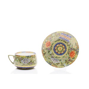CUP AND SAUCER | (RUSSIA / RUSSIAN 2ND HALF OF THE 20TH CENTURY)