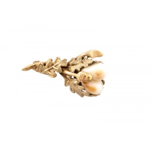 Brooch