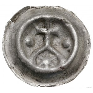 brakteat, ok. 1247–1258; Na łuku krzyż, z boków po kulc...