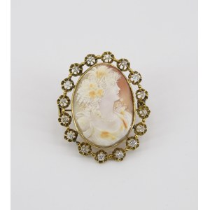 Brooch cameo