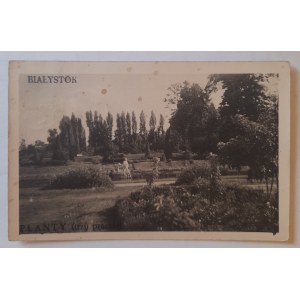 Białystok. Planty (Three Washerwomen)