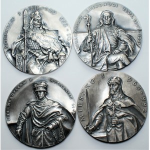 PTAiN Koszalin 4 medale - Bolesław I Chrobry, Władysław Laskonogi, Władysław II Wygnaniec, Mieszko I
