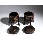 A pair of covered Hokai containers in gold and black lacquer. Japan, late Edo period (1615-1868).