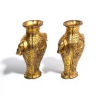 A pair of gold-plated bronze vases. China, Qing Dynasty (1644-1912), 19th century.