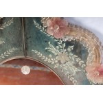 Oval-shaped Murano wall mirror, Oval-shaped Murano wall mirror