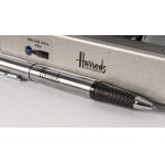 Lot of four pens, Lot of four pens