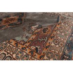 Lot of six carpets:, Lot of six carpets: