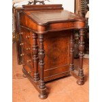 Four-drawer mahogany chest of drawers, Four-drawer mahogany chest of drawers