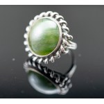 Imago Artis. Large ring with jade.