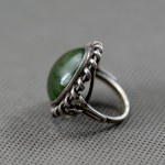 Imago Artis. Large ring with jade.