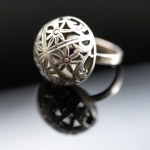 Warmet. "Edelweiss" dome ring.