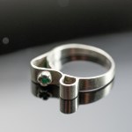 Warmet. Ring with turquoise eyelet.