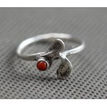 Filigree ring with red eye [by author].
