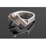 Imago Artis. Modernist ring with zirconia.